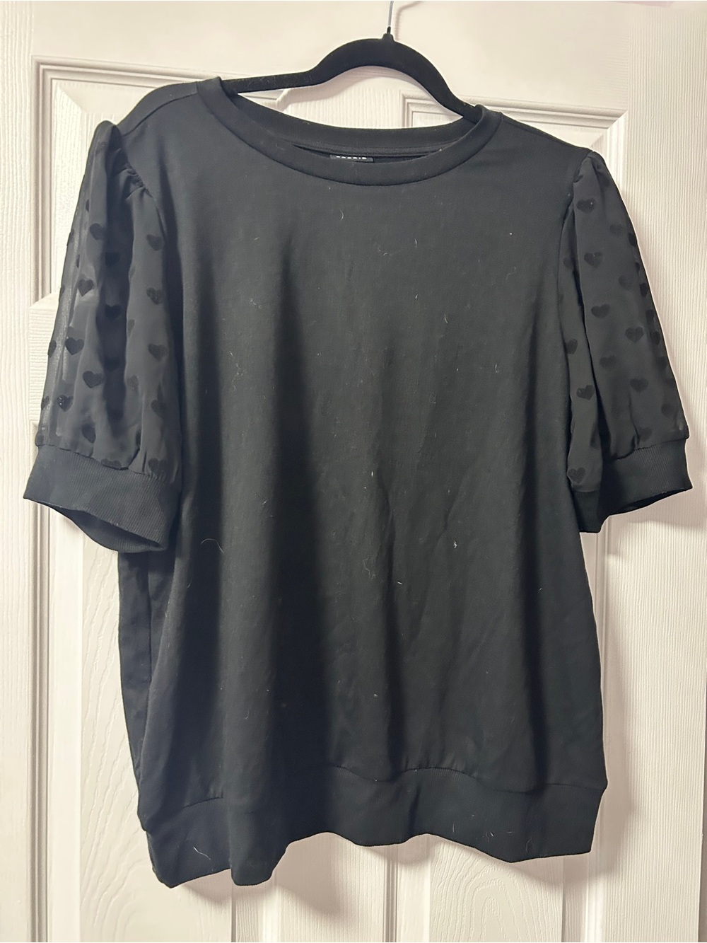torrid Black Puff-Sleeve Heart Accent Top